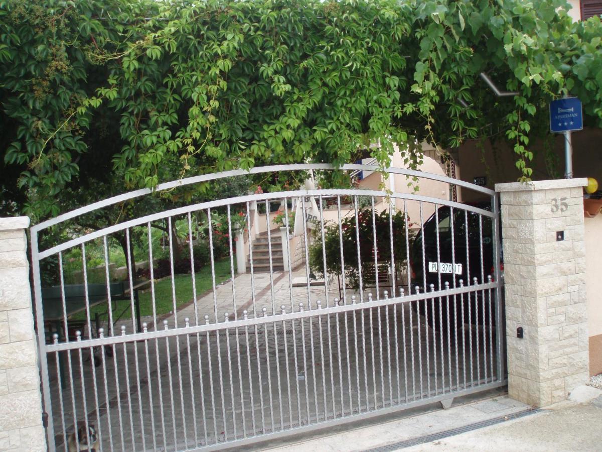 Haus Milan Ap3 Apartment Fažana Екстериор снимка