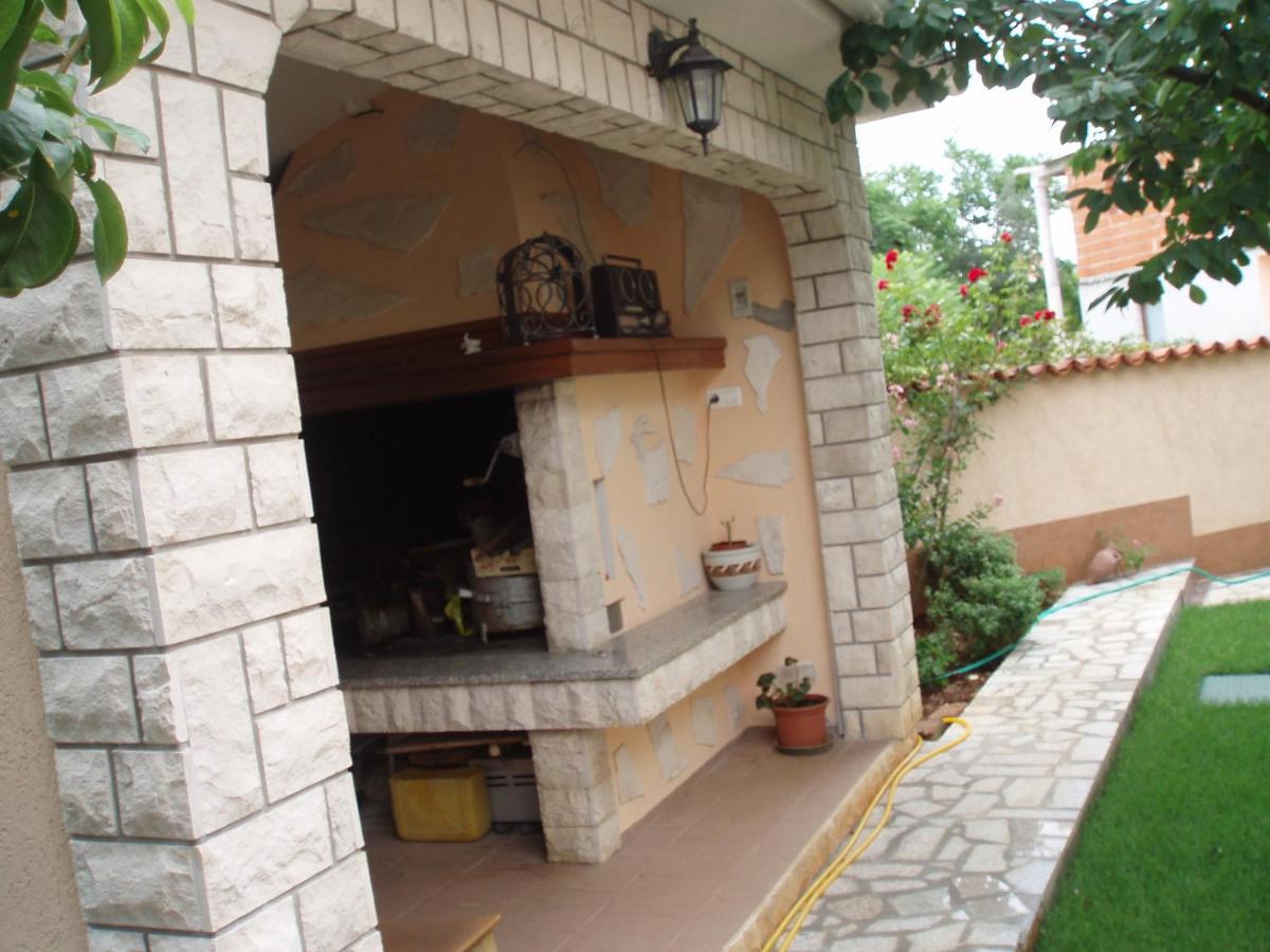 Haus Milan Ap3 Apartment Fažana Екстериор снимка